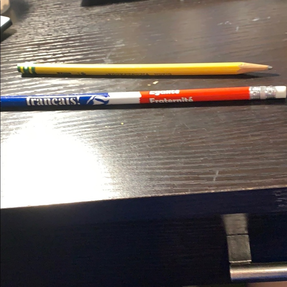 French pencil+ one free pencil